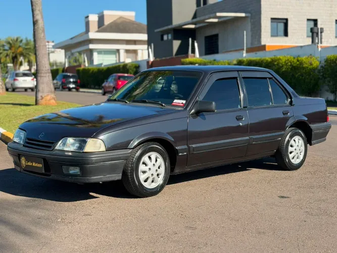 Chevrolet Monza GLS/ Hi-tech 2.0 EFI 2P E 4P 1994