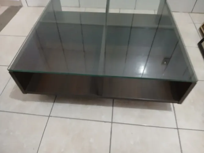 MESA CENTRO COM VIDRO
