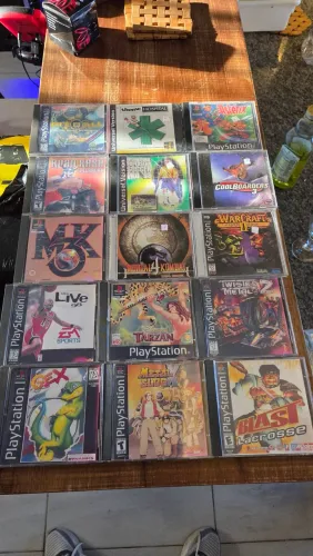 LOTE COM 15 JOGOS DE PLAYSTATION 1 - CÓPIA