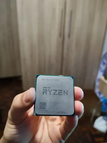 Processador AMD Ryzen 5 2400G AM4 + Cooler Box (Vídeo Integrado Vega 11)