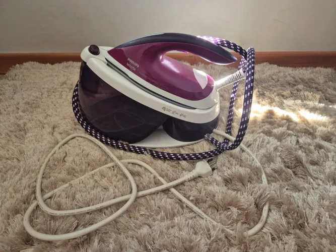 Ferro de Passar Philips Walita PerfectCare Compact Essential 127 Volts