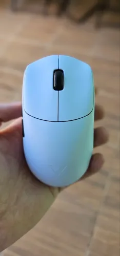 (NOVO) VENDO MOUSE RAPOO VT0 AIR MAX + DOCK DE CARREGAMENTO+CABO COILED BLACK(BRINDE)