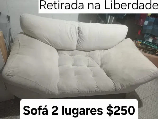 Sofá dois lugares