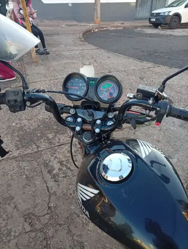 Titan 150
