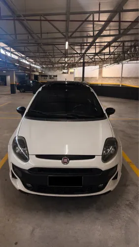 Fiat Punto Blackmotion 1.8 Flex 16V 5P. 2015