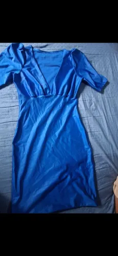 Vestido plus size  azul , tecido vesti  bem , estica , modela
