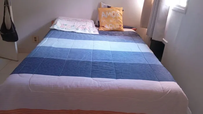 CAMA BOX MOLAS ENSACADAS