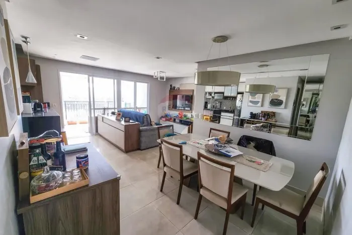 Apartamento 100m², 3 dorm. sendo 1 suíte, 2 vagas de garagem e varanda gourmet, Jardim Flo
