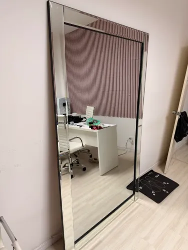 Espelho de cristal com borda bisotada 2,0m x 120