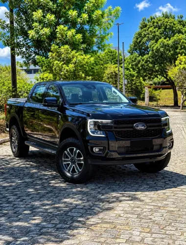 Ford Ranger XLT 3.0 V6 4X4 CD TB Die. Aut. 2025