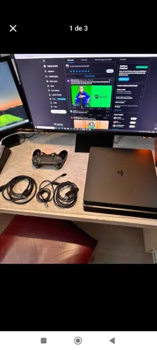 Vendo Playstation 4 1TR valor 800 reais