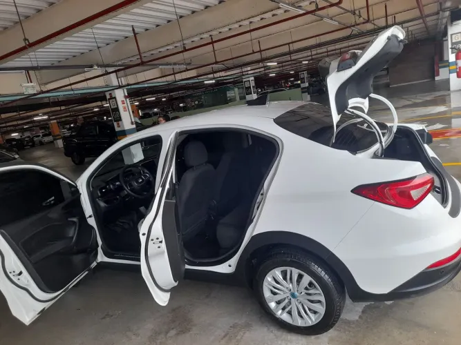 Fiat Cronos Drive 1.0 6V 2025