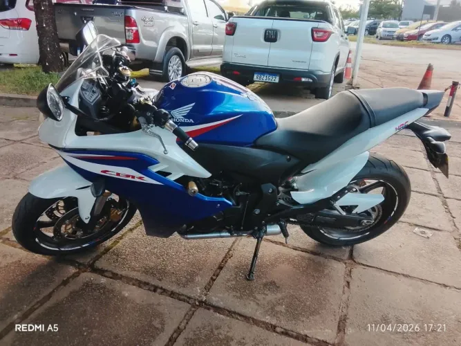 Vendo cbr 600 f hornet carenada
