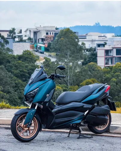 Yamaha XMAX 250 - Baixa KM (9mil) - Impecável