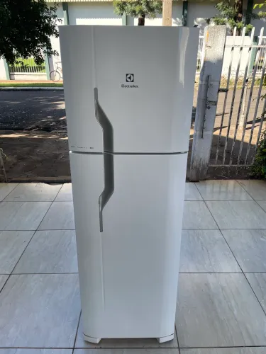 Geladeira Electrolux Duplex 261 Litros ( Frost Free )
