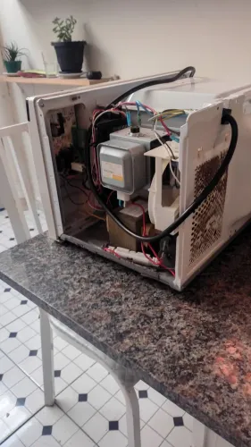 Consertos de microondas chamar no zap *