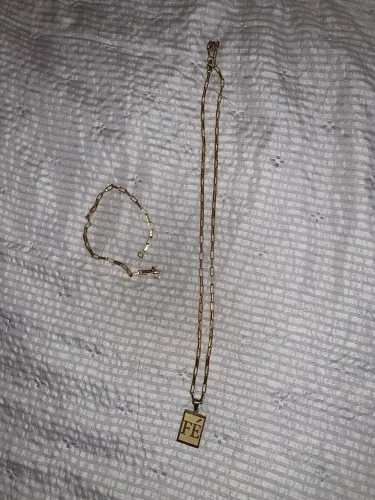 VENDO KIT CORDÃO E PULSEIRA