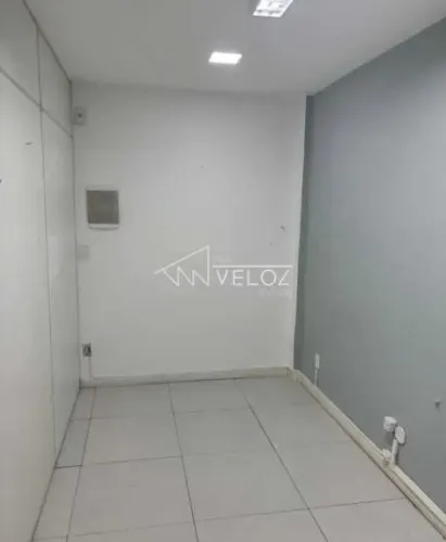Sala : / Comercial / Botafogo