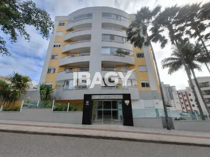 Excelente Apartamento 3 dormitório(s) em Canto - Florianópolis