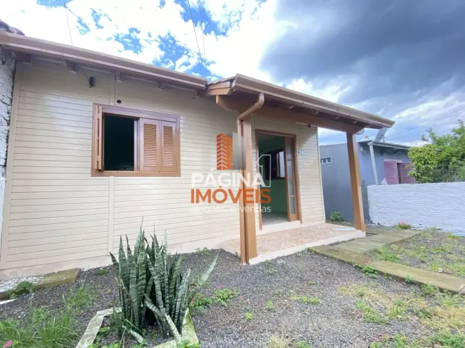 Página 1 Imóveis anuncia ótima oportunidade de casa para venda, com 1 dormitório, no bairr