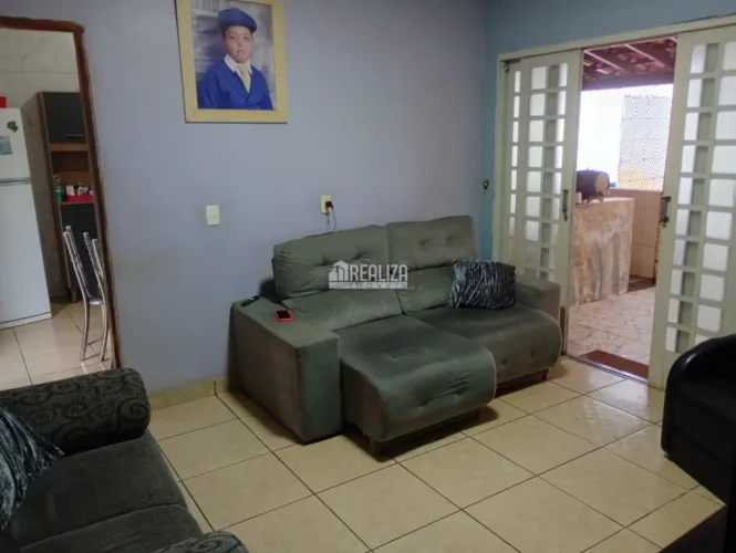 Casa à Venda no Bairro Lourdes, Uberaba