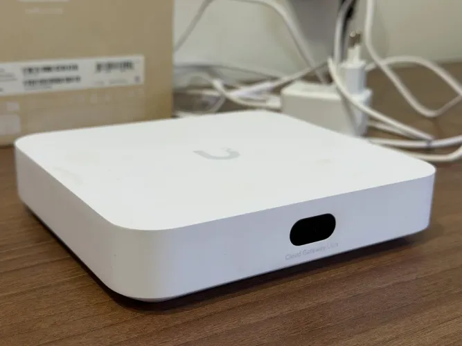 Unifi Cloud Gateway Ultra UCG Ultra