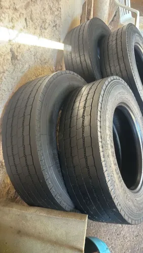 Pneus caminhão 3/4