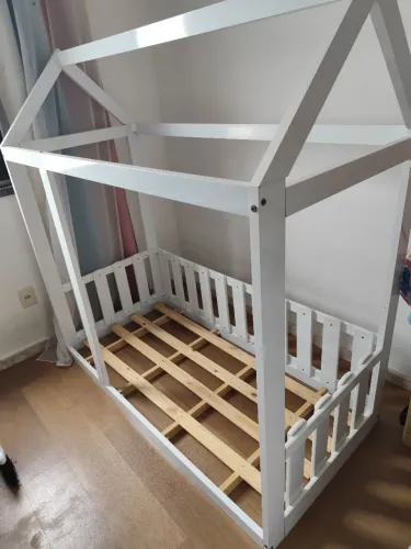 Cama infantil casinha montessoriana