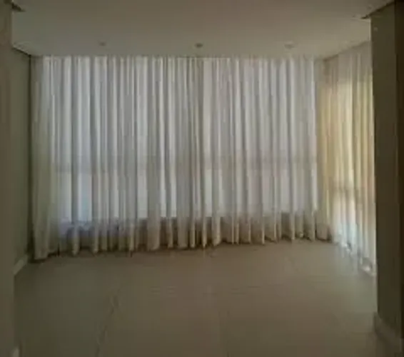 INSTALAÇÃO DE CORTINA