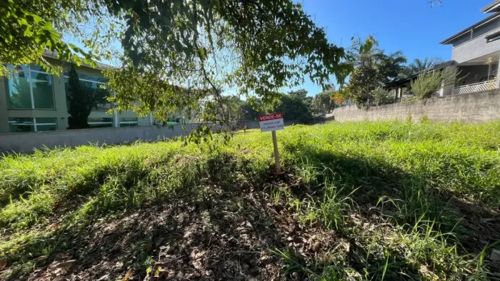 Terreno á venda no Condomínio Shambala I em Atibaia -SP- oportunidade !!!!!
