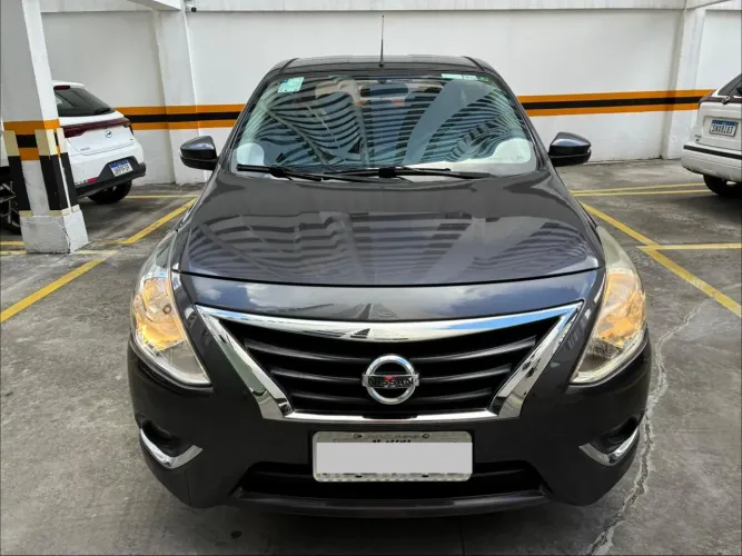 Nissan Versa SL 1.6 16V Flexstart 4P Aut. 2017
