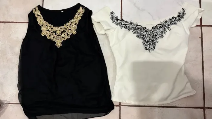 Kit 2 blusas com bordado