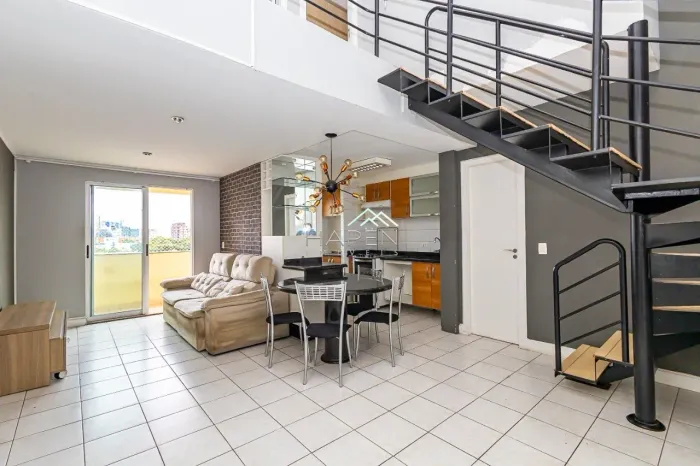 Apartamento 2 suítes à venda no Centro - Curitiba