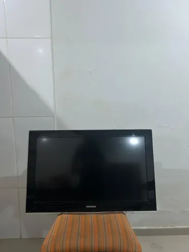 Vende -se TV Samsung 32? HD H5000F
