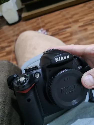 Nikon D5000 Impecável + 2 Lentes (18-55mm + 55-200mm VR)