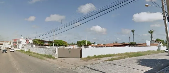 Vende-se ou Aluga-se Terreno Comercial no Alto de São Manoel
