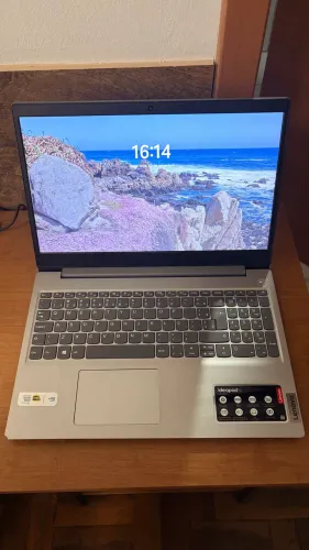 Vendo notebook Lenovo 