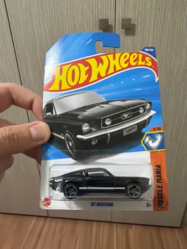 Hot wheels Mustang 67