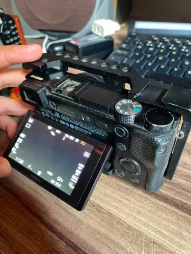 SONY A6000