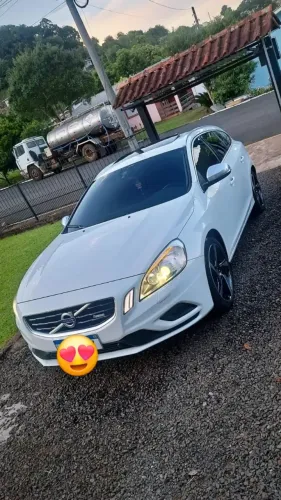 Volvo V60 T-5 R-desing 2.0 5P 2013