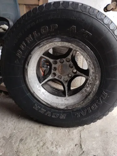 Vendo calha com pneu aro 15