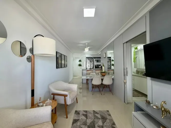 Duplex para Venda em Florianópolis, Abraão, 3 dormitórios, 1 suíte, 2 banheiros, 3 vagas