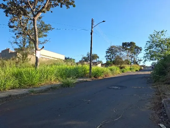 Vendo Lote de esquina asfalto Jad. Miramar 521 m² Ap. de Goiânia