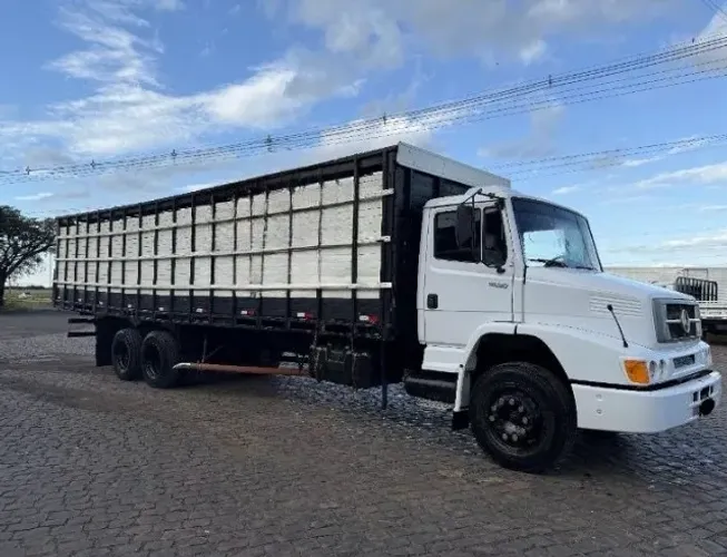 Mb L 1620 6x2 - Ano 2010 Boiadeiro