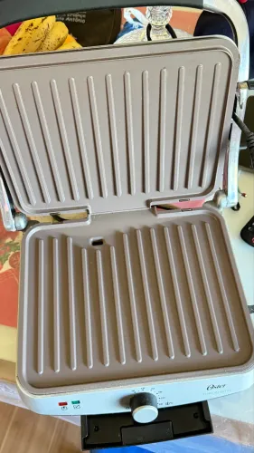 Mini Grill Elétrico Oster Inox 2 em 1