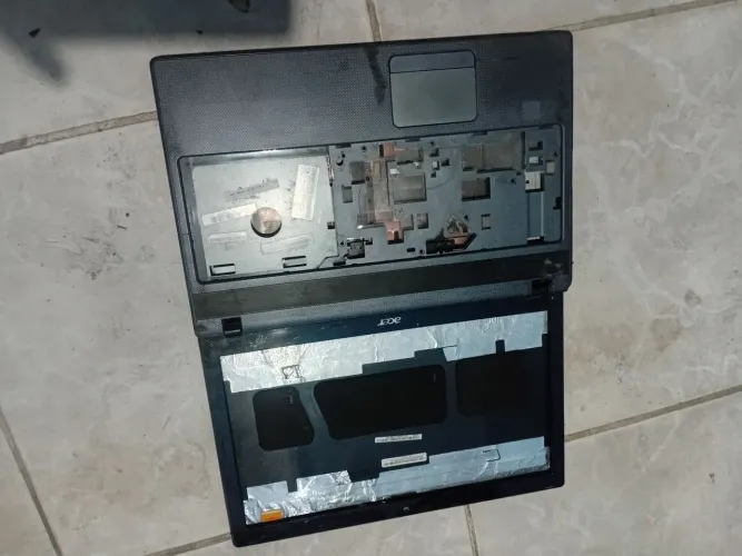 Carcaça completa recondicionada acer 5551