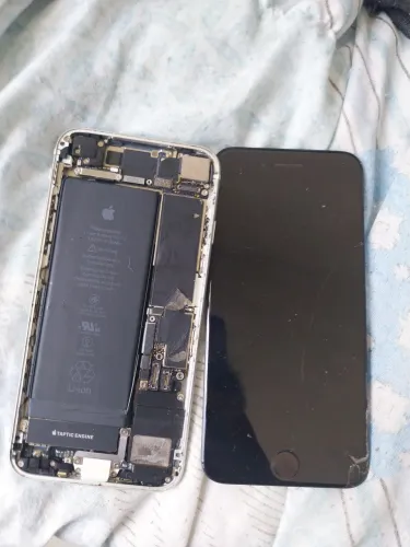 Iphone SE para retirada de peças 