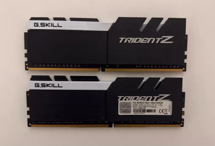 Memória RAM G.SKILL TridentZ 16GB (2x8) 4000mhz CL19