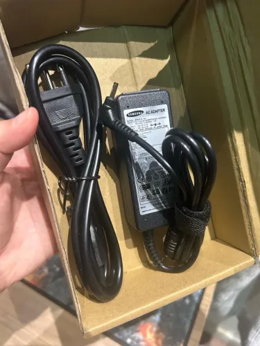 Carregador para notebook Samsung