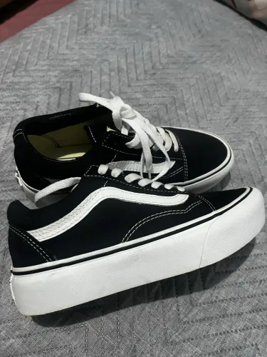 Vendo tênis Vans 36